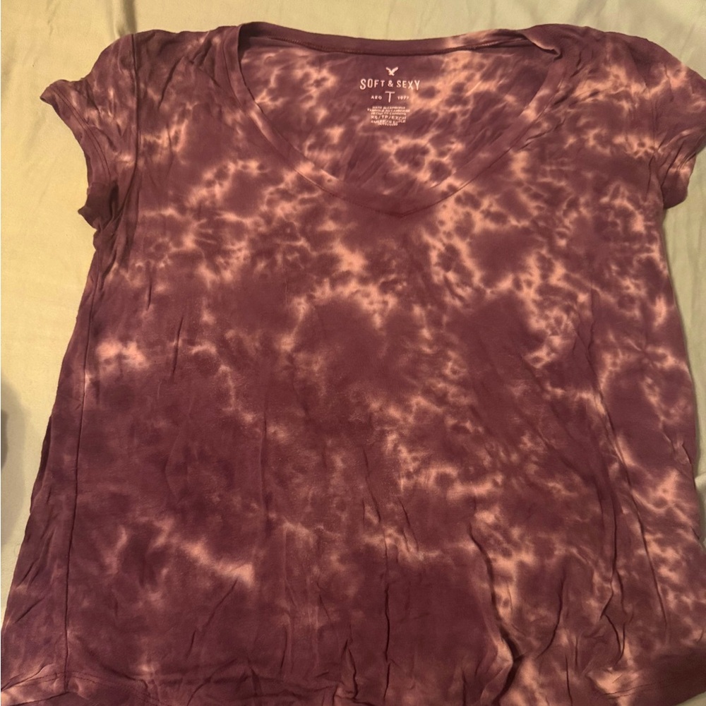 American Eagle Outfitters Maroon Tie-Dye Tee